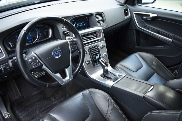 Volvo S60 9