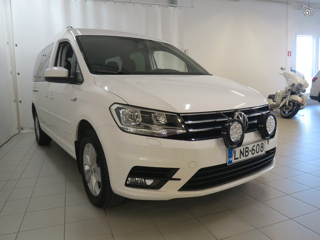VOLKSWAGEN Caddy Maxi 5