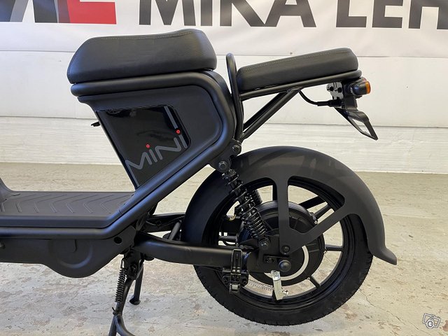 Keeway E-ZI Mini 16