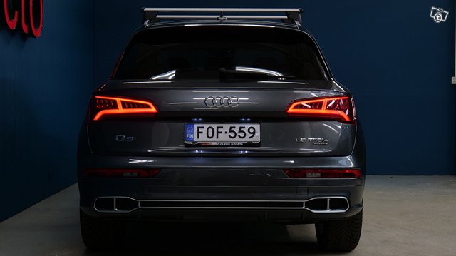Audi Q5 4