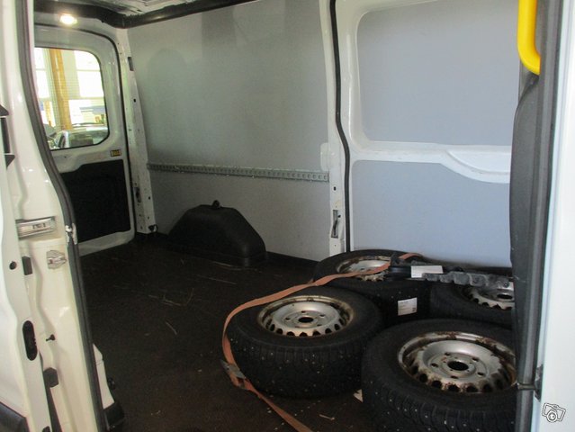Ford Transit 13