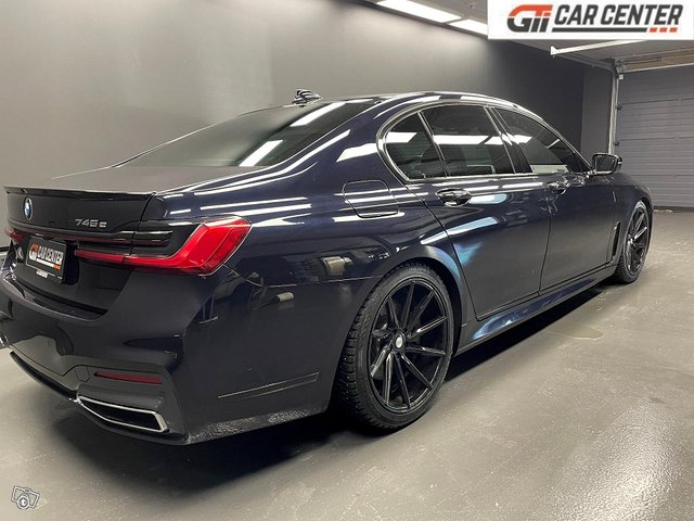 BMW 745 6