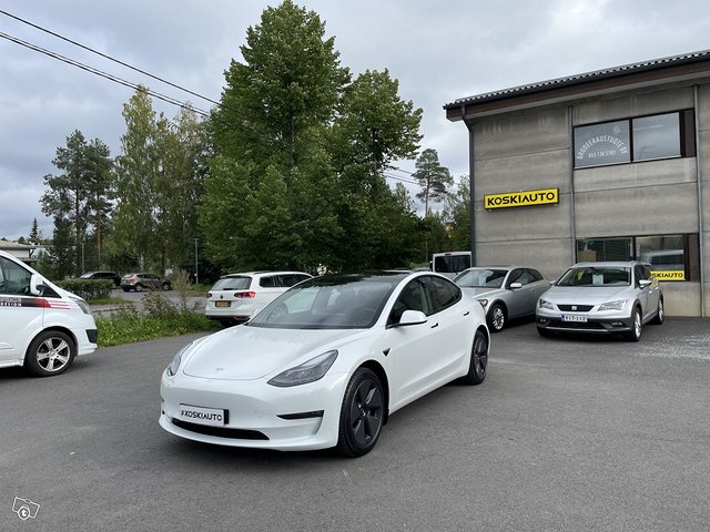 Tesla Model 3, kuva 1