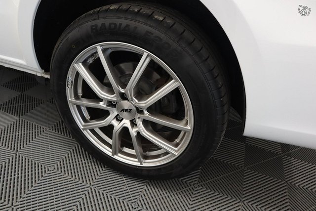 Mercedes-Benz Vito 11