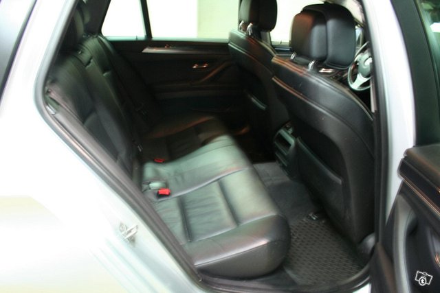 BMW 520 12