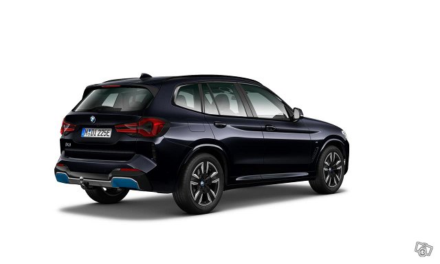 BMW IX3 2