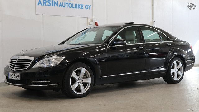 Mercedes-Benz S