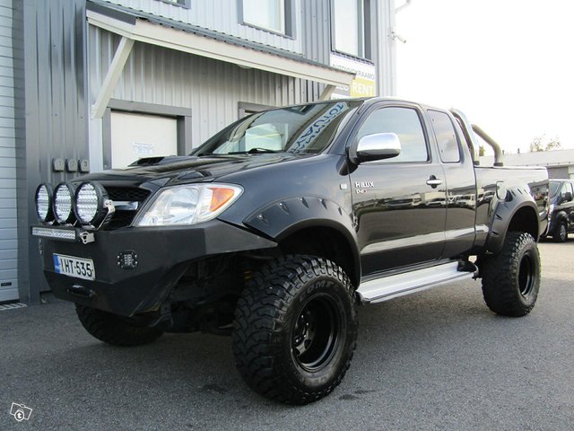 TOYOTA HILUX-4X4, kuva 1