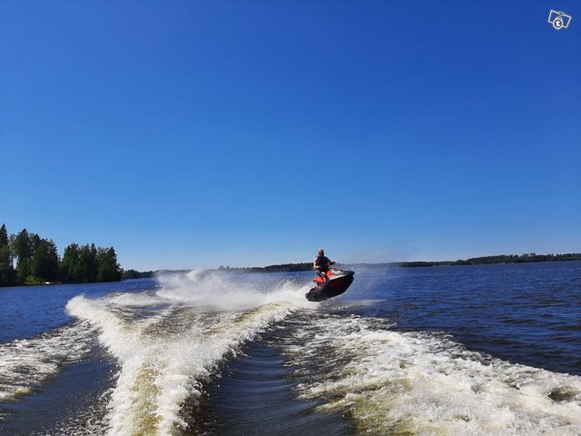 SEA-DOO Spark Trixx 3up sis.alv, kuva 1