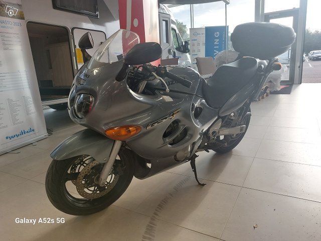 Suzuki GSX, kuva 1