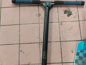 Scootin osia, Rullaluistelu ja skeittaus, Urheilu ja ulkoilu, Kauhajoki, Tori.fi Scootin osia, Rullaluistelu ja skeittaus, Urheilu ja ulkoilu, Kauhajoki, Tori.fi