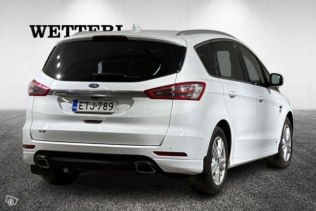 Ford S-MAX 5