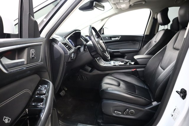 Ford S-MAX 9