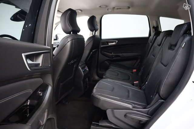 Ford S-MAX 15