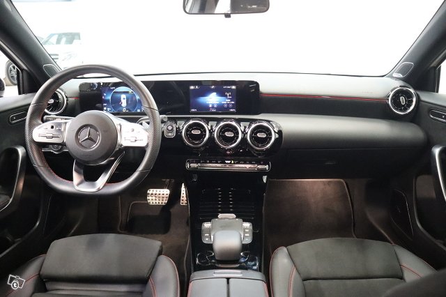 Mercedes-Benz A 15
