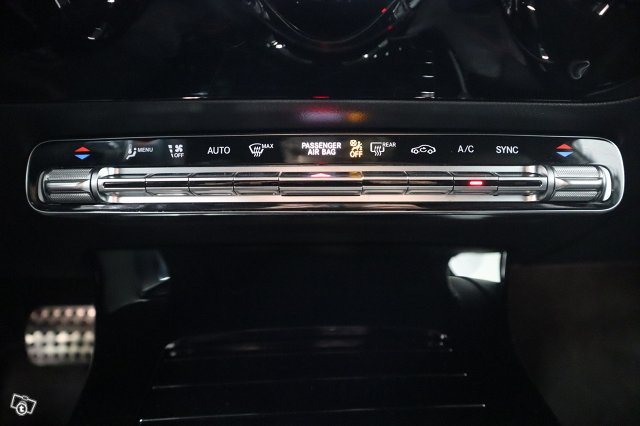 Mercedes-Benz A 22