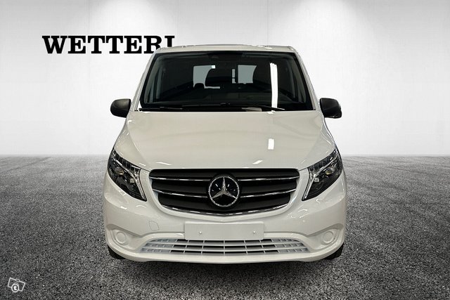 Mercedes-Benz Vito 4