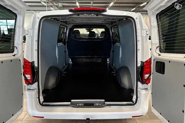 Mercedes-Benz Vito 17