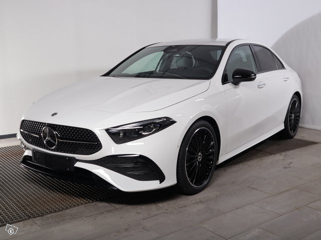 Mercedes-Benz A, kuva 1