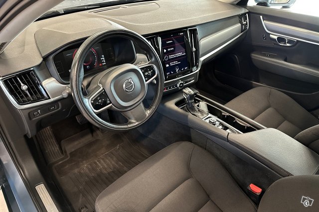 Volvo V90 7