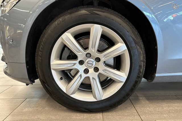 Volvo V90 10