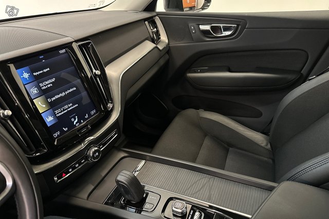 Volvo XC60 11
