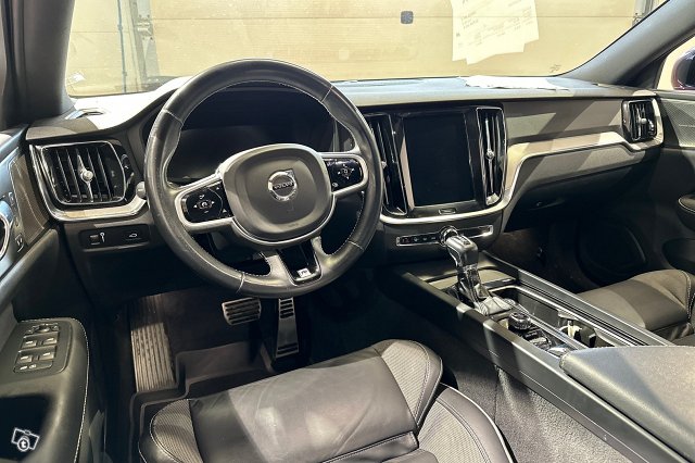 Volvo S60 8
