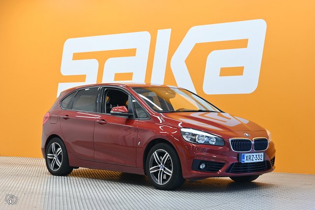 BMW 225