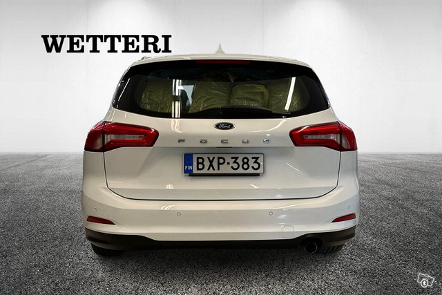 Ford FOCUS 5