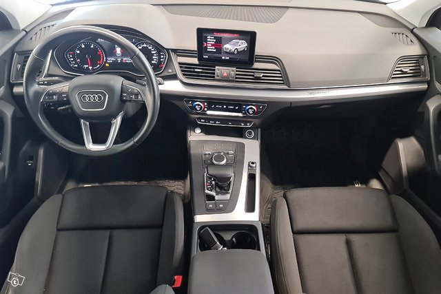 Audi Q5 8