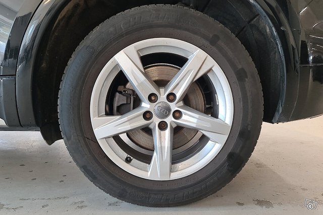 Audi Q5 10
