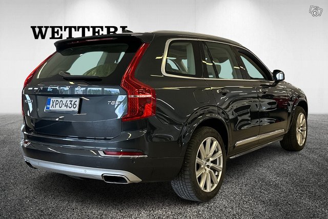 Volvo XC90 4