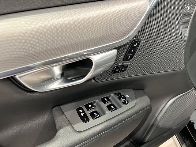 Volvo V90 7