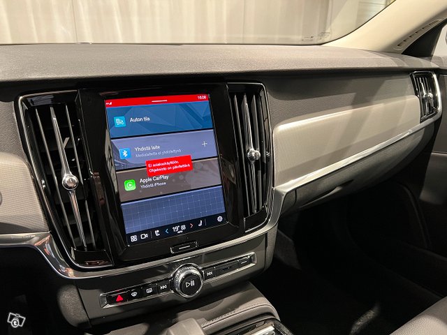 Volvo V90 12