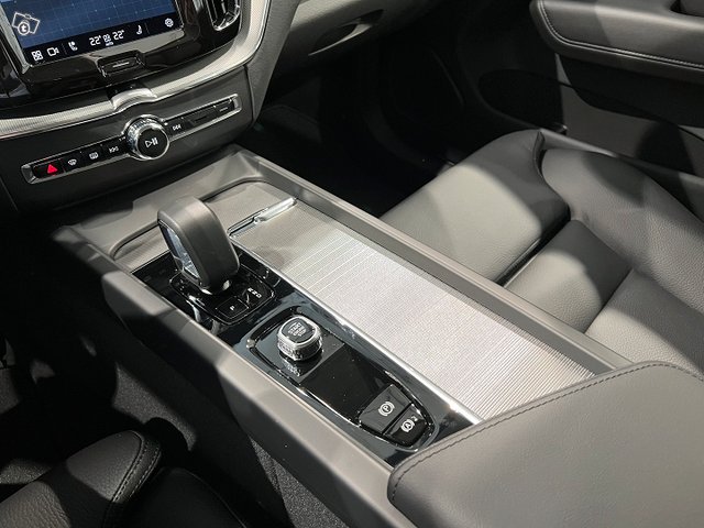 Volvo XC60 16