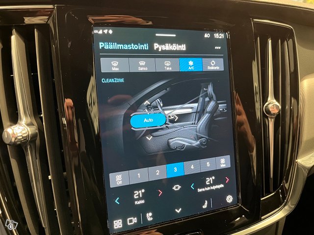 Volvo S90 14