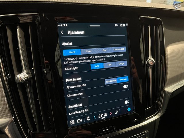 Volvo S90 16