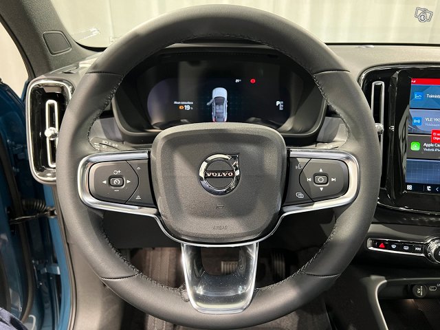 Volvo C40 11