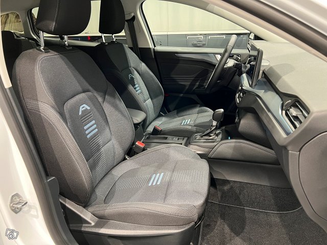 Ford Focus 18