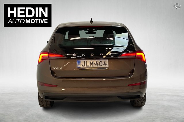 SKODA Scala 4