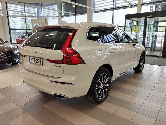 VOLVO XC60 3