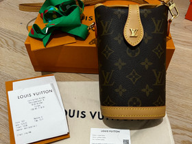 Louis Vuitton Fold me pouch, Laukut ja hatut, Asusteet ja kellot, Kokkola, Tori.fi Louis Vuitton Fold me pouch, Laukut ja hatut, Asusteet ja kellot, Kokkola, Tori.fi