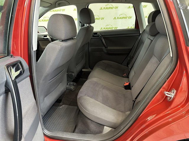 Volkswagen Polo 10
