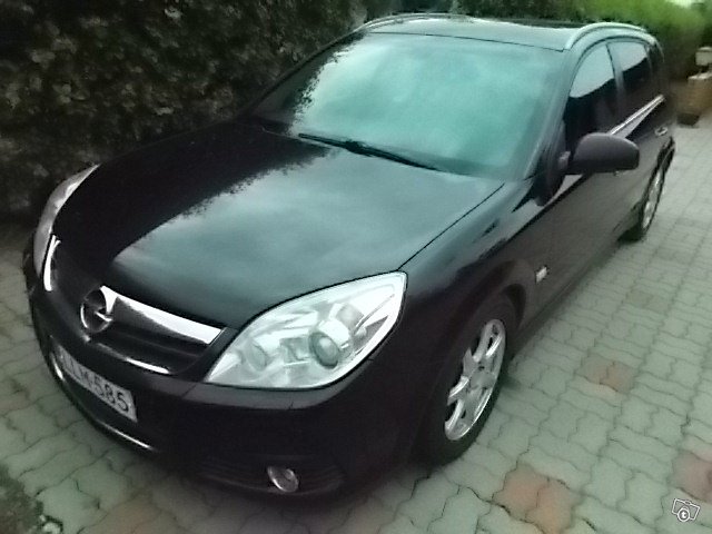 Opel Signum 4