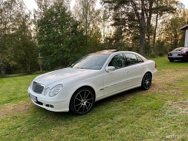 Mercedes-Benz E