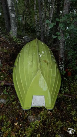 Suomi 420 soutuvene, kuva 1