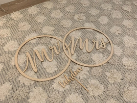 Hääkoristeet mr & mrs, Valokuvaustarvikkeet, Kamerat ja valokuvaus, Jyväskylä, Tori.fi Hääkoristeet mr & mrs, Valokuvaustarvikkeet, Kamerat ja valokuvaus, Jyväskylä, Tori.fi