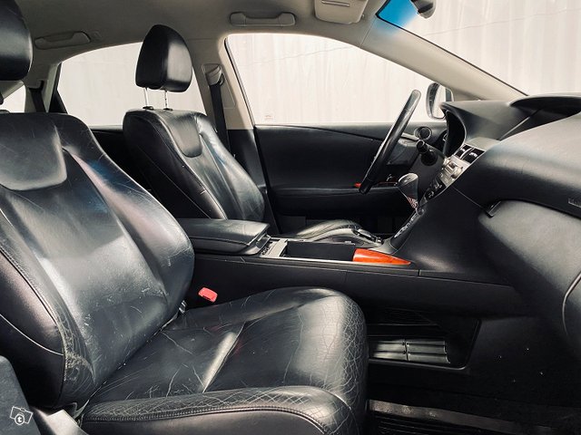 Lexus RX 7