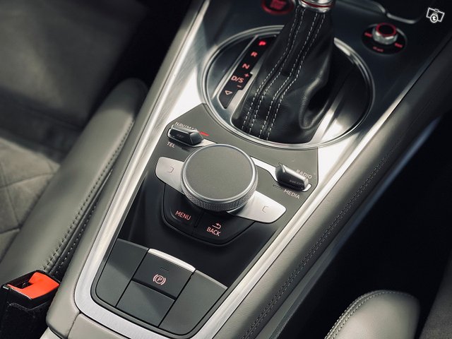 Audi TTS 15