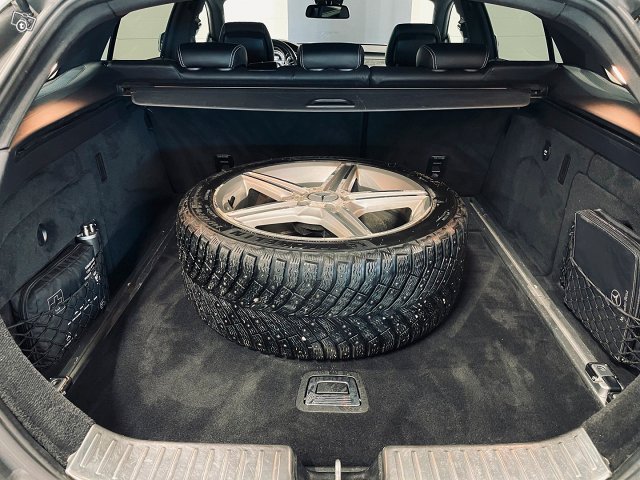 Mercedes-Benz CLS 11